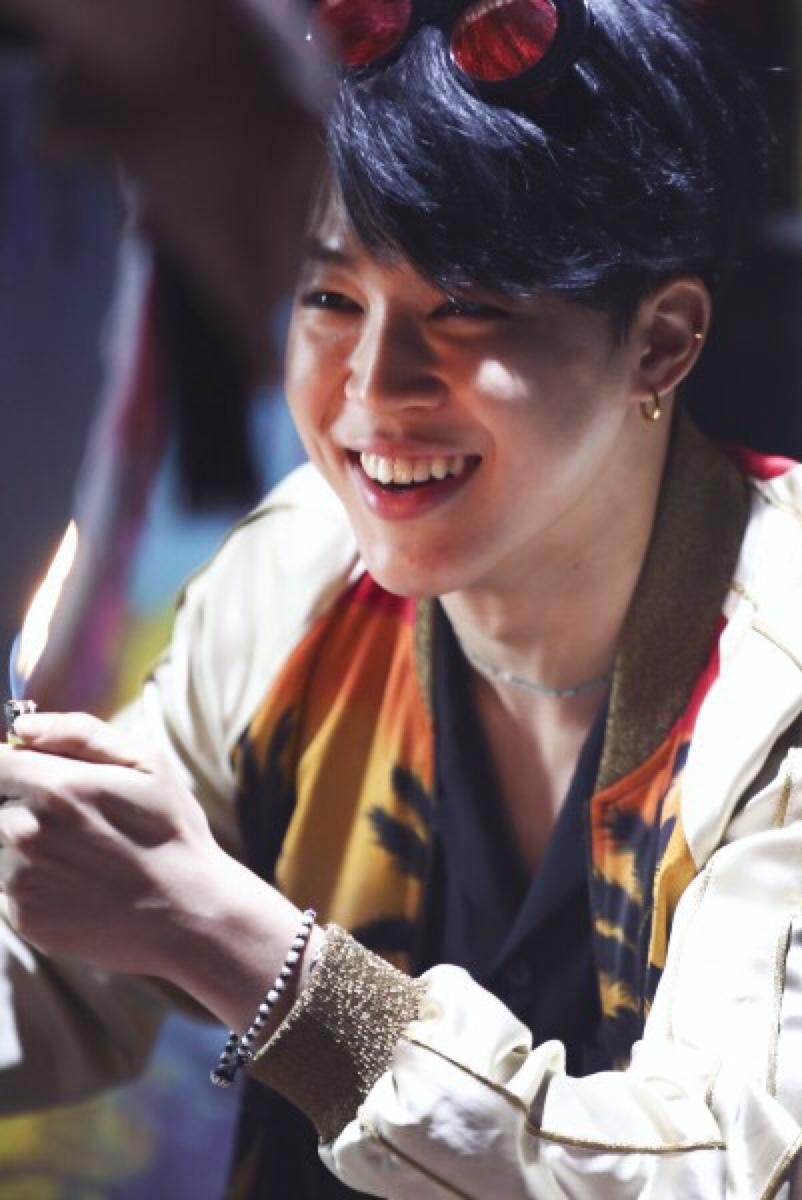 Untitled. jimin fire wallpaper uploaded by 로시 Rossi