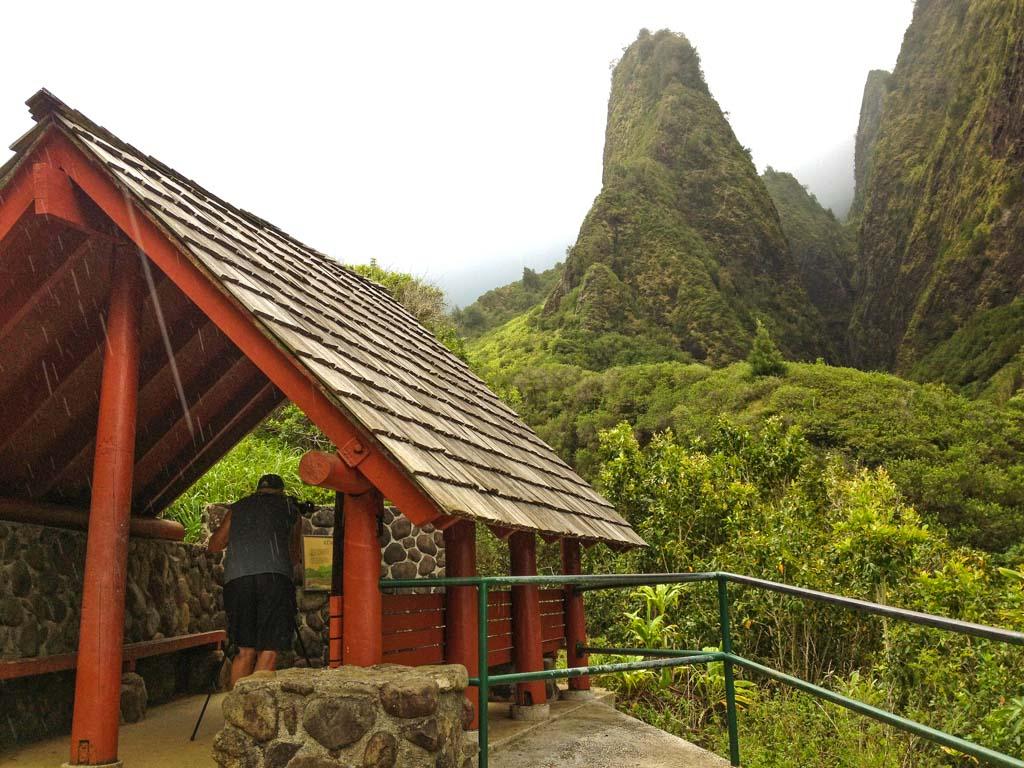 Iao Valley State Park in Wailuku Lookout Trail