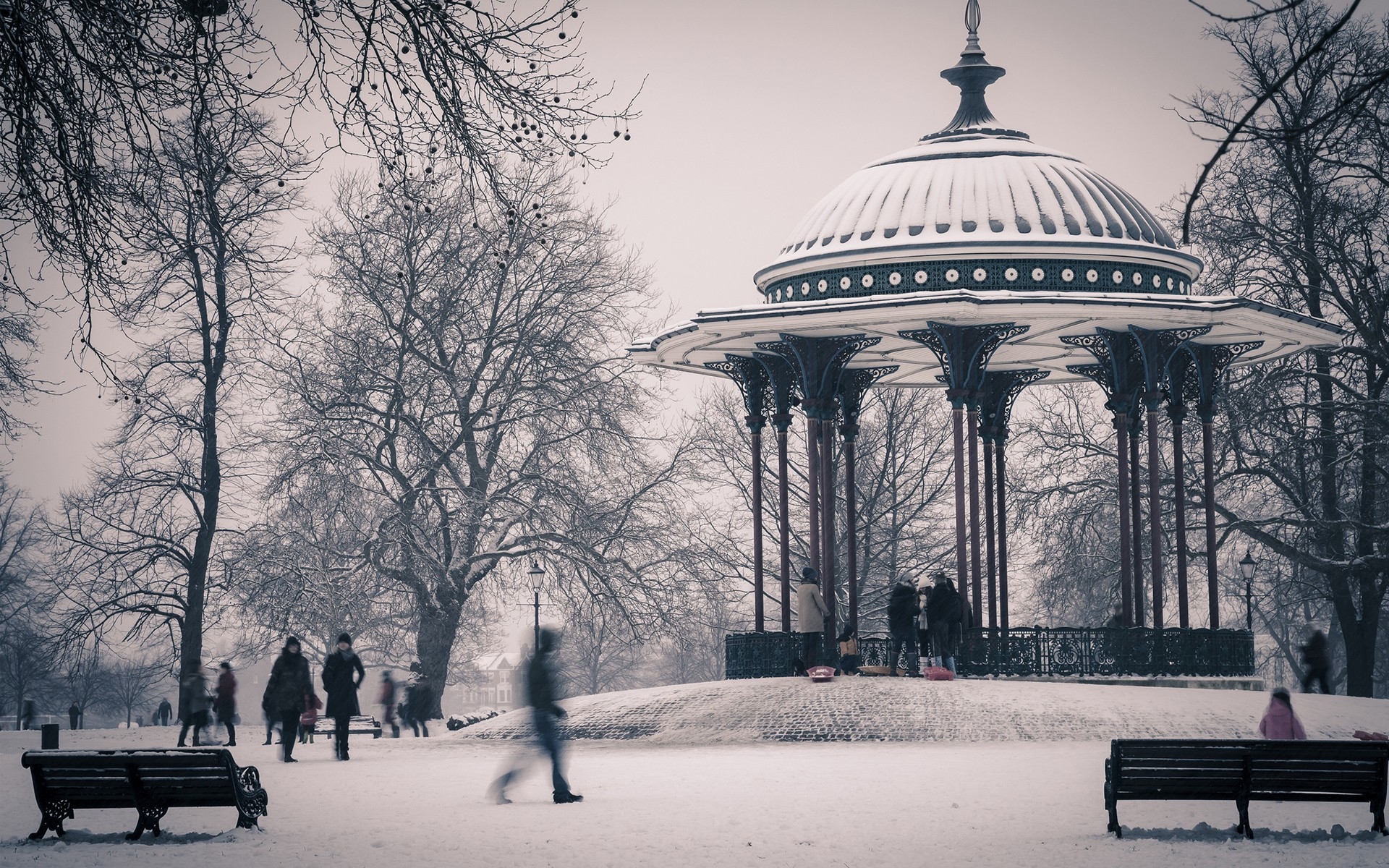Gazebo Winter City - [1920 X 1200]