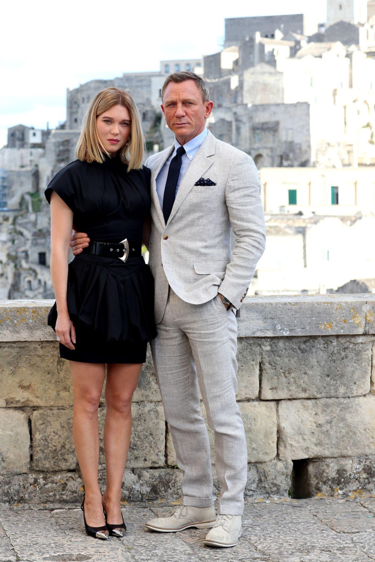 Lea Seydoux and Daniel Craig Location in Italy For No