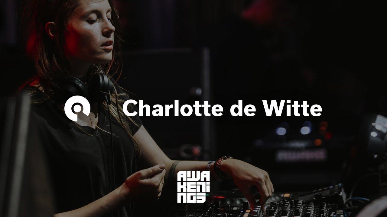 CME Sit Down, Charlotte De Witte