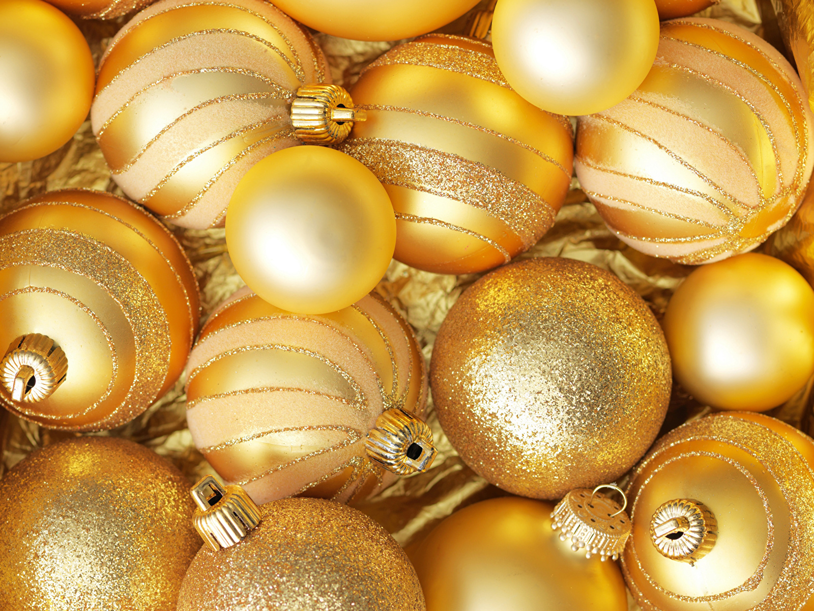 Desktop Wallpaper Christmas Gold color Balls Many 1600x1200
