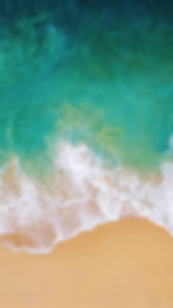 Ios 11 iPhone Blur Wallpaper