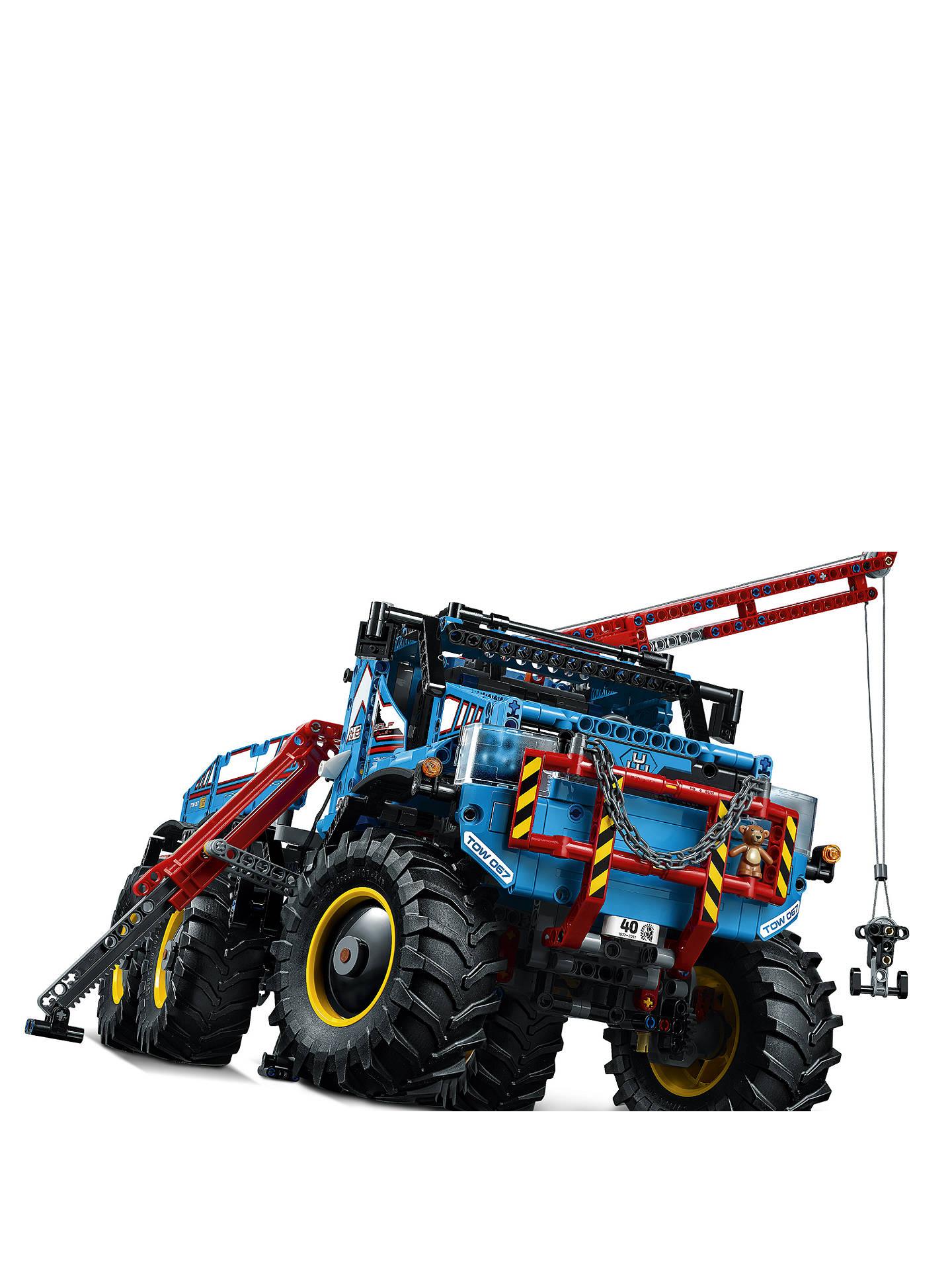 LEGO Technic 42070 6x6 All Terrain Tow Truck