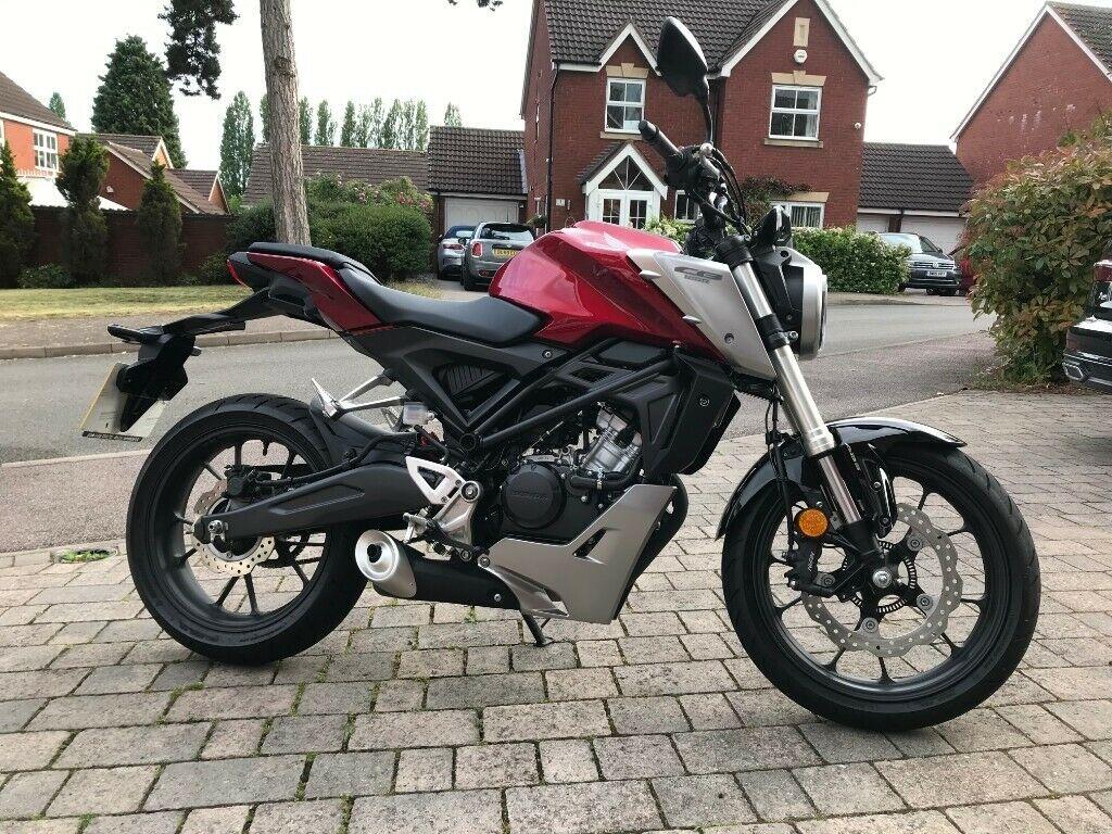 Honda CB125R, 2018, RED, 2800 Miles, Less than 1 year old!!!. in Chelmsley Wood, West Midlands