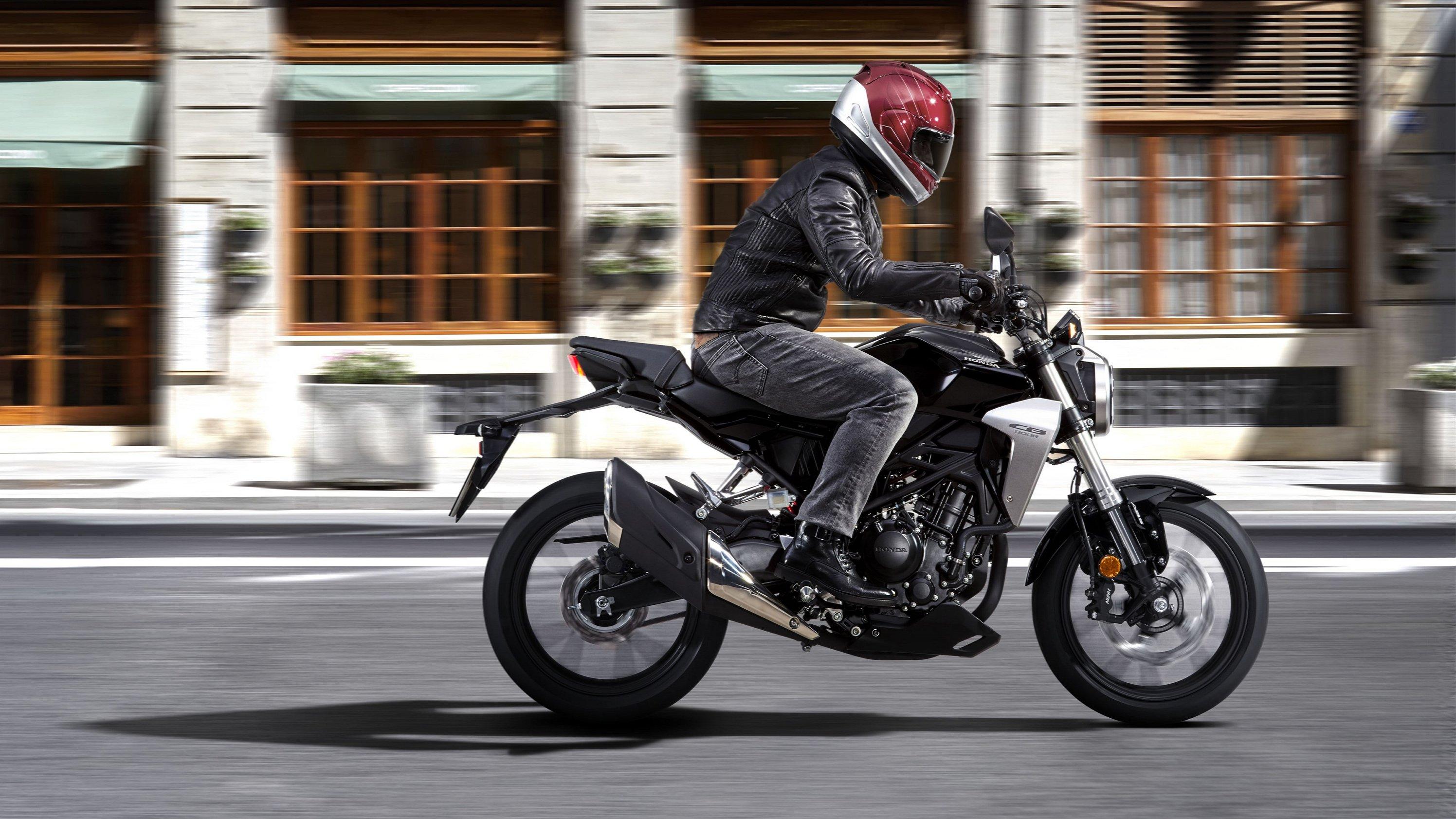 Honda CB125R