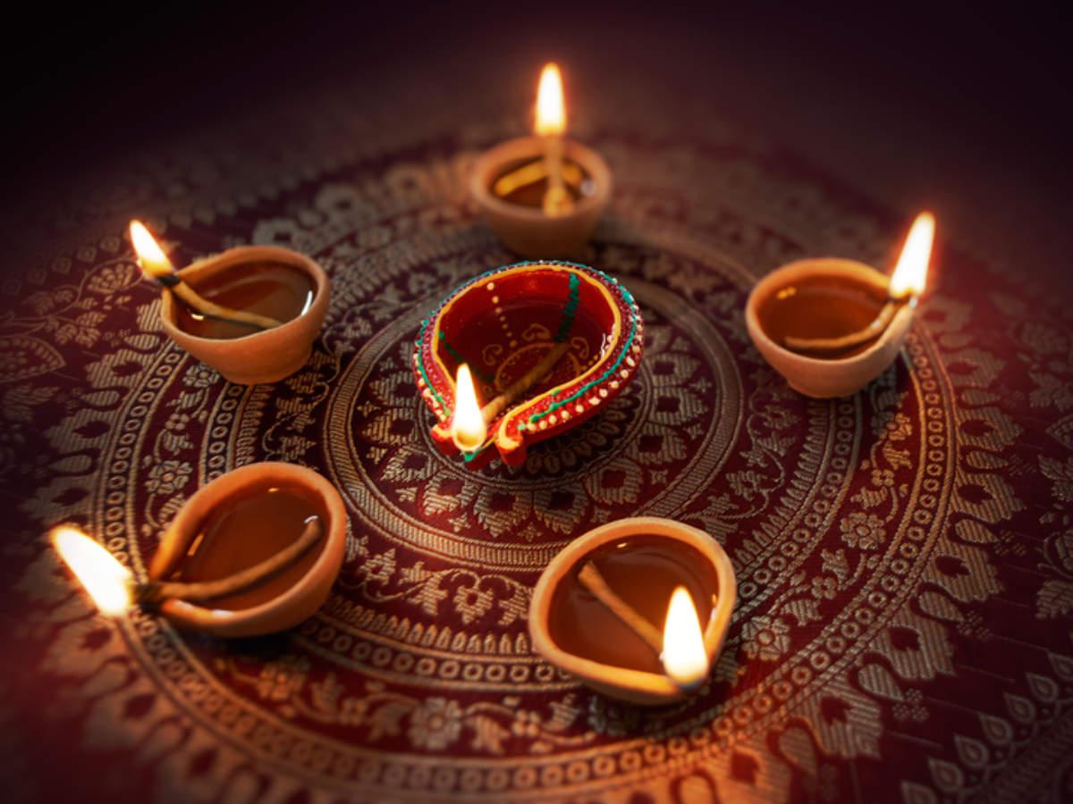 Happy Diwali 2019 Quotes, Wishes & Messages: 10 quotes
