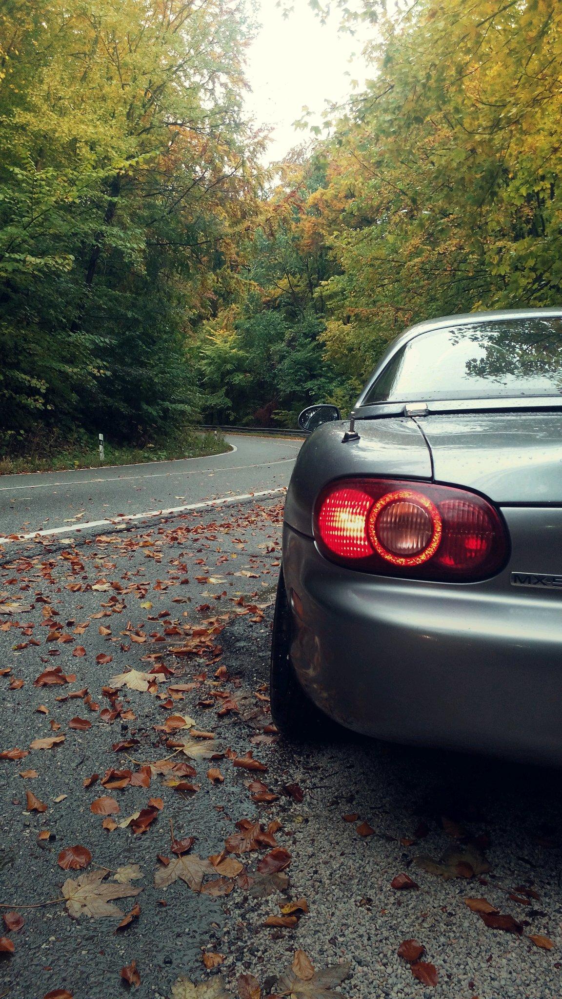 MX 5 Mobile Wallpaper