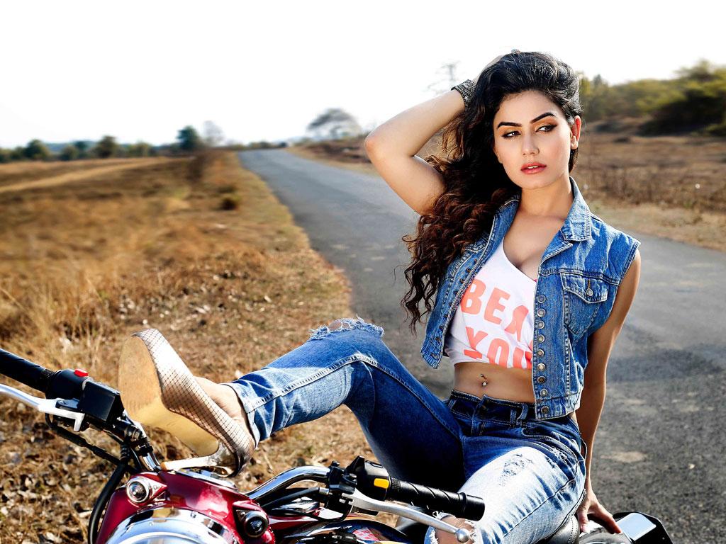 Kangna Sharma HQ Wallpaper. Kangna Sharma Wallpaper