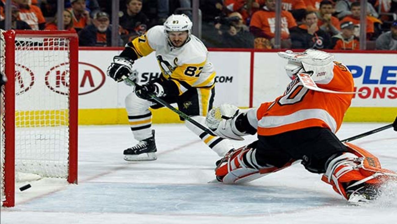 Guentzel scores 4 goals to lead Penguins to Game 6 clinch