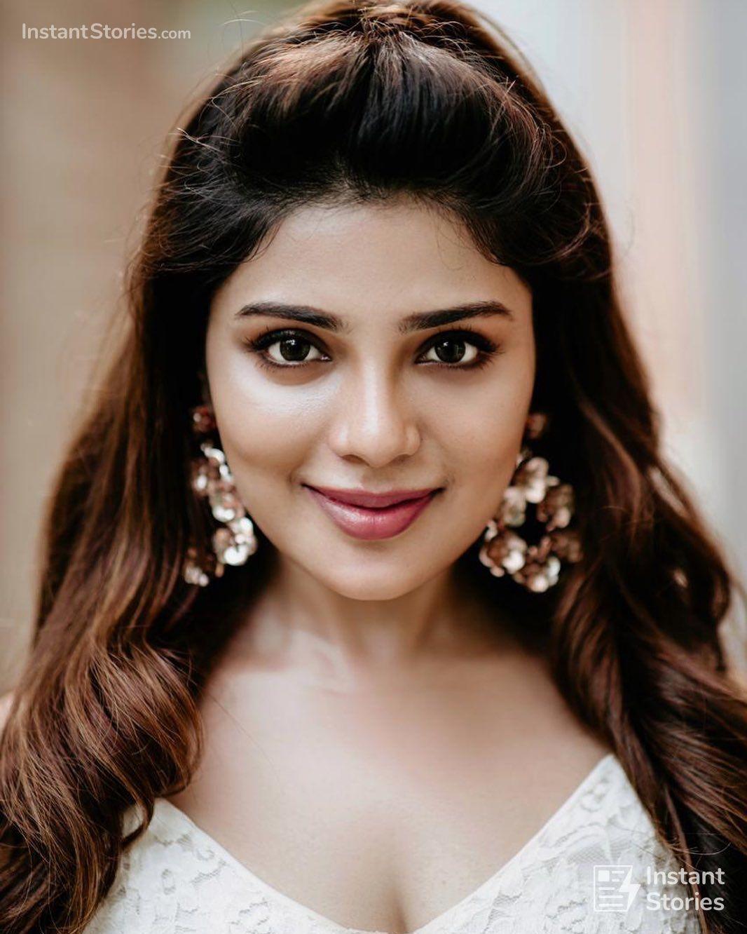 Aathmika Beautiful HD Photo & Mobile Wallpaper HD (Android IPhone) (1080p) (3362) #aathmika In 2020. Actresses, Tamil Actress, Most Beautiful Indian Actress