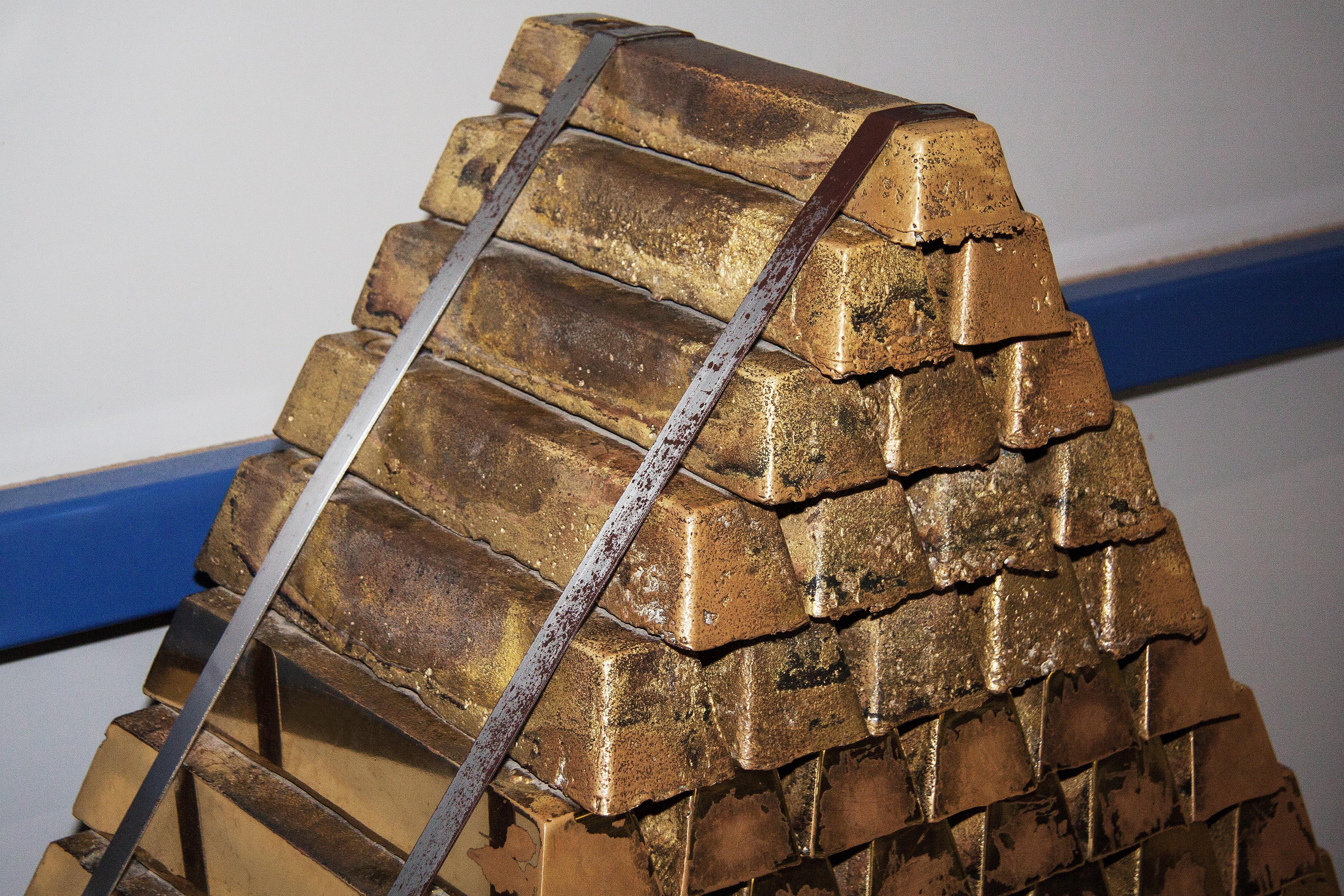 Pyramid Of Gold Bars Of Gold Free Wallpaper