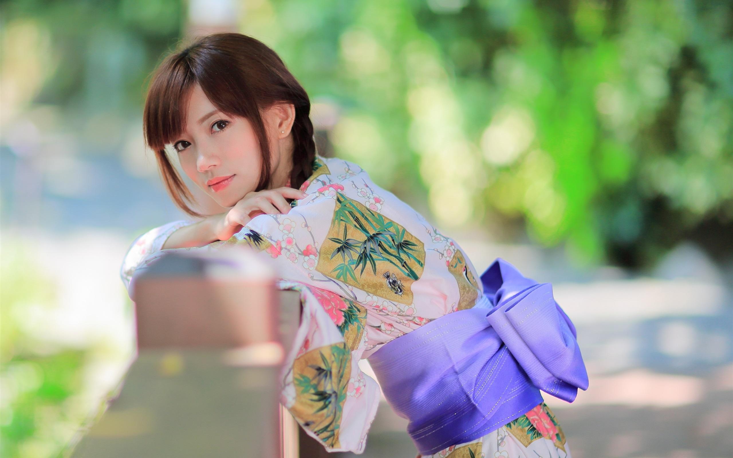 Wallpapers Beautiful Japanese girl, kimono, summer 2560x1600.