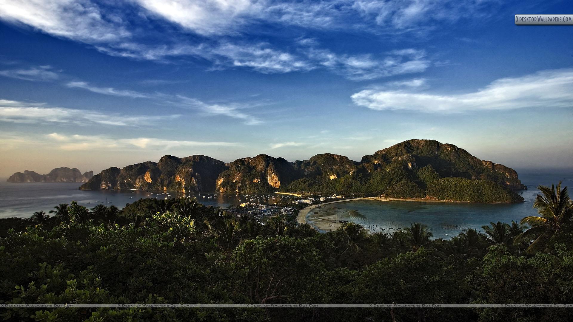 Beautiful Island View Wallpaper