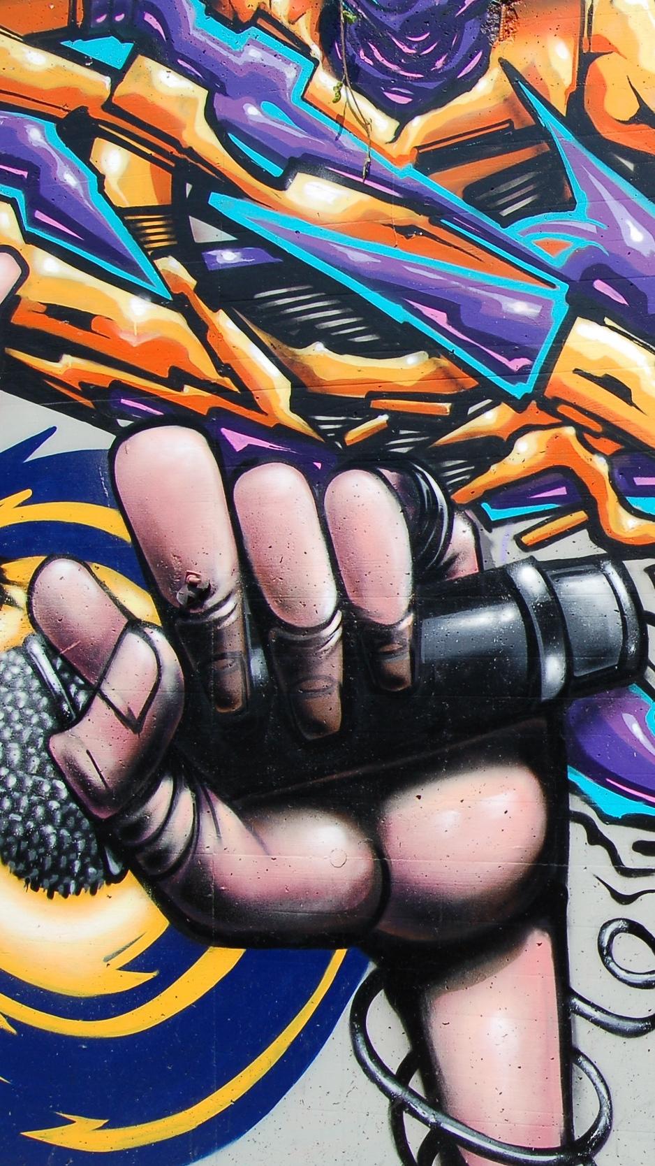 Download wallpaper 938x1668 graffiti, street art, hand