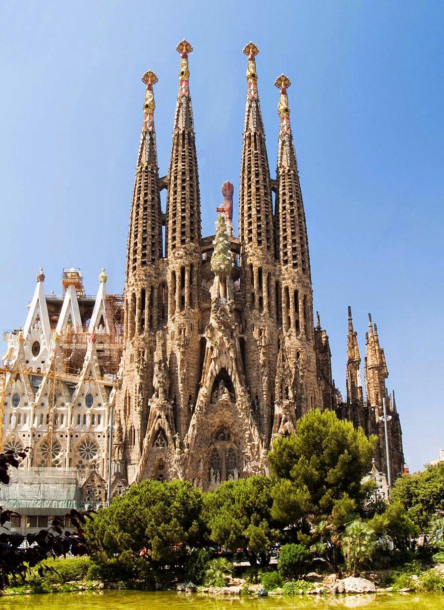 Sagrada Familia Phone Wallpapers - Wallpaper Cave