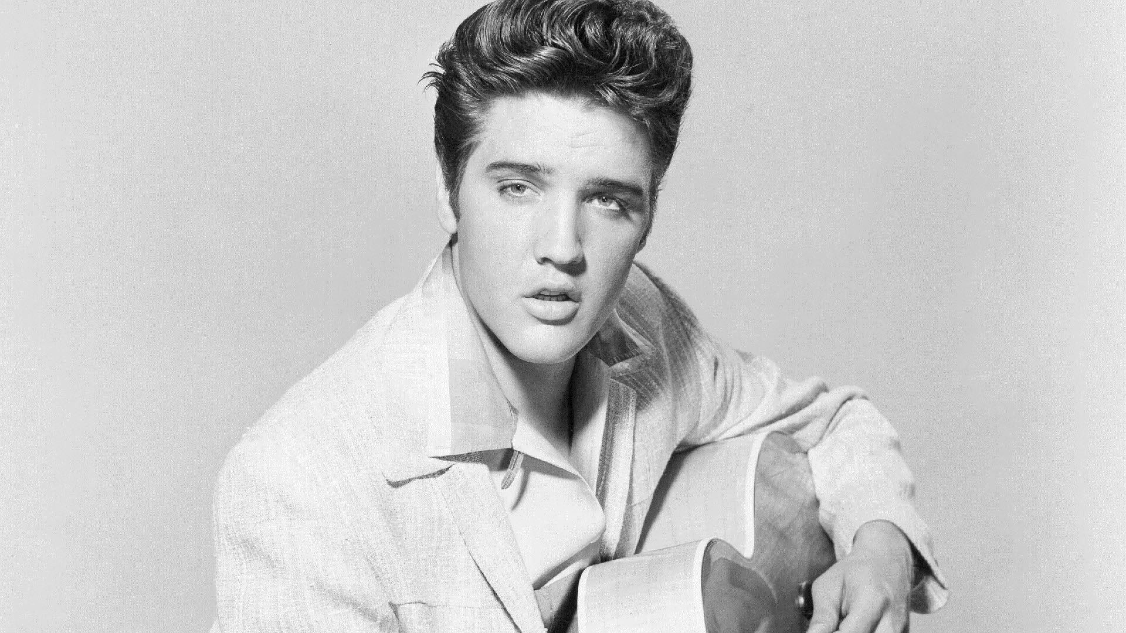 Excellent 28 Picture, Top Elvis Presley Collection