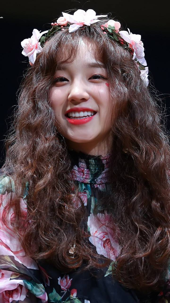 G I DLE Yuqi Wallpaper