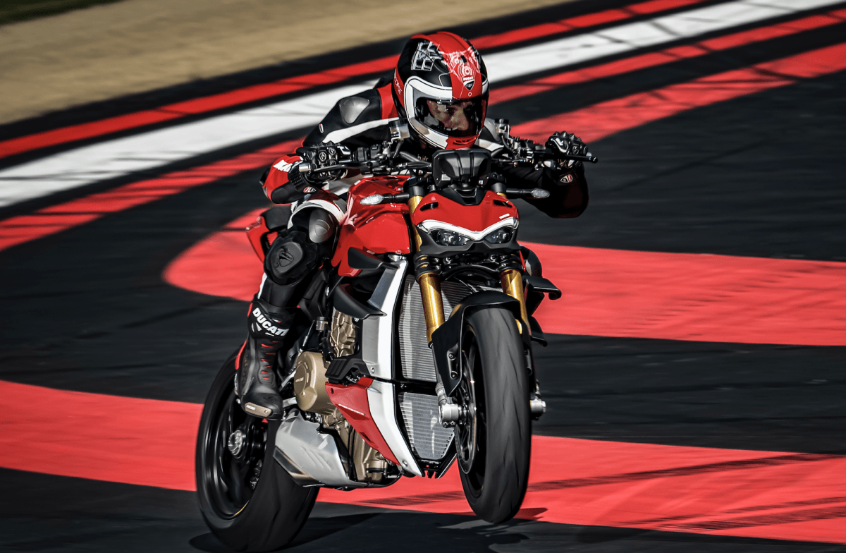Ducati Streetfighter V4 revealed
