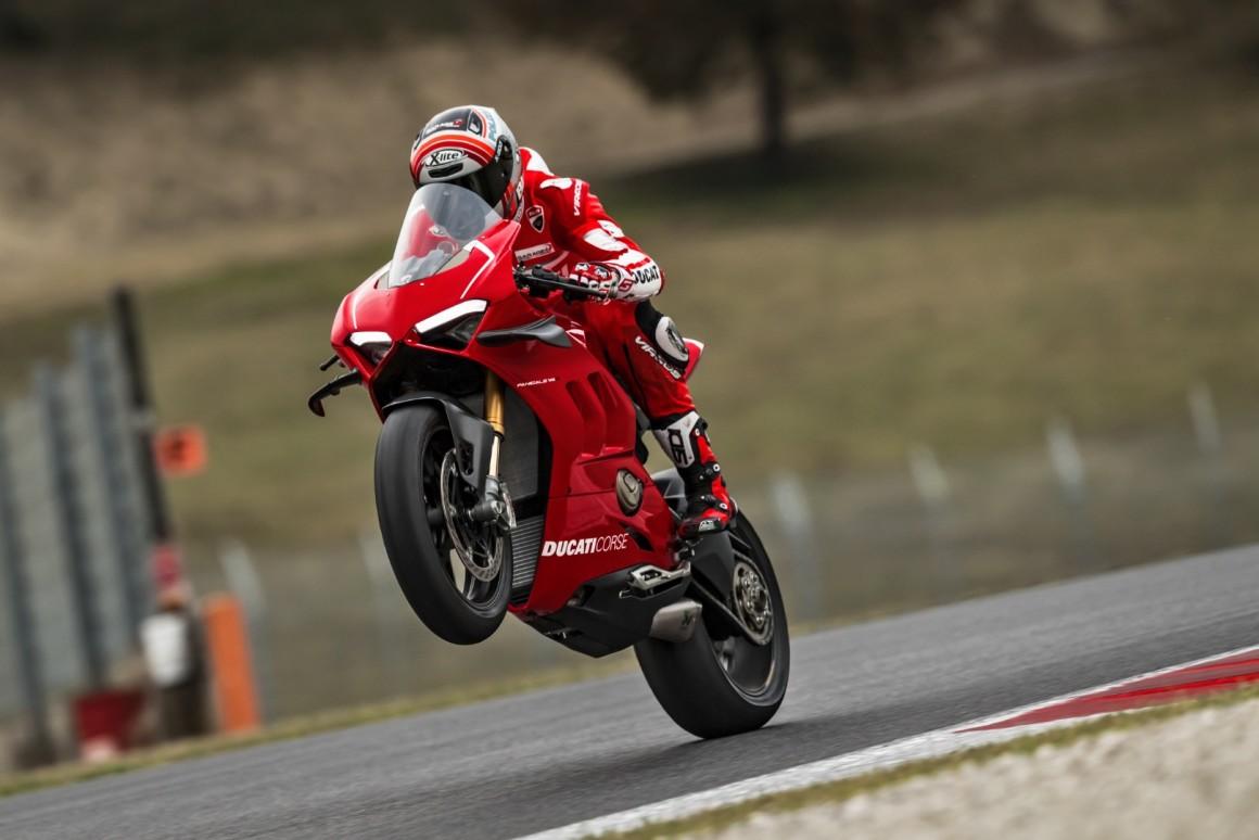 Hail to the king: Ducati's new Panigale V4R is the most