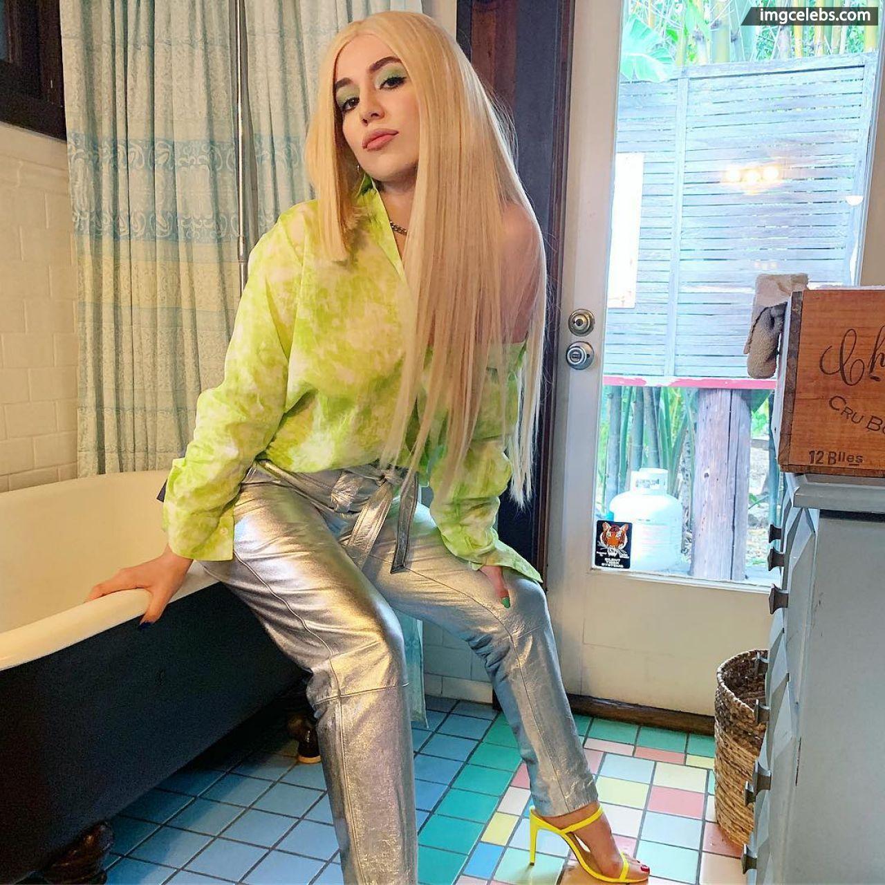 Ava Max Personal Pics Image Wallpapers 85.