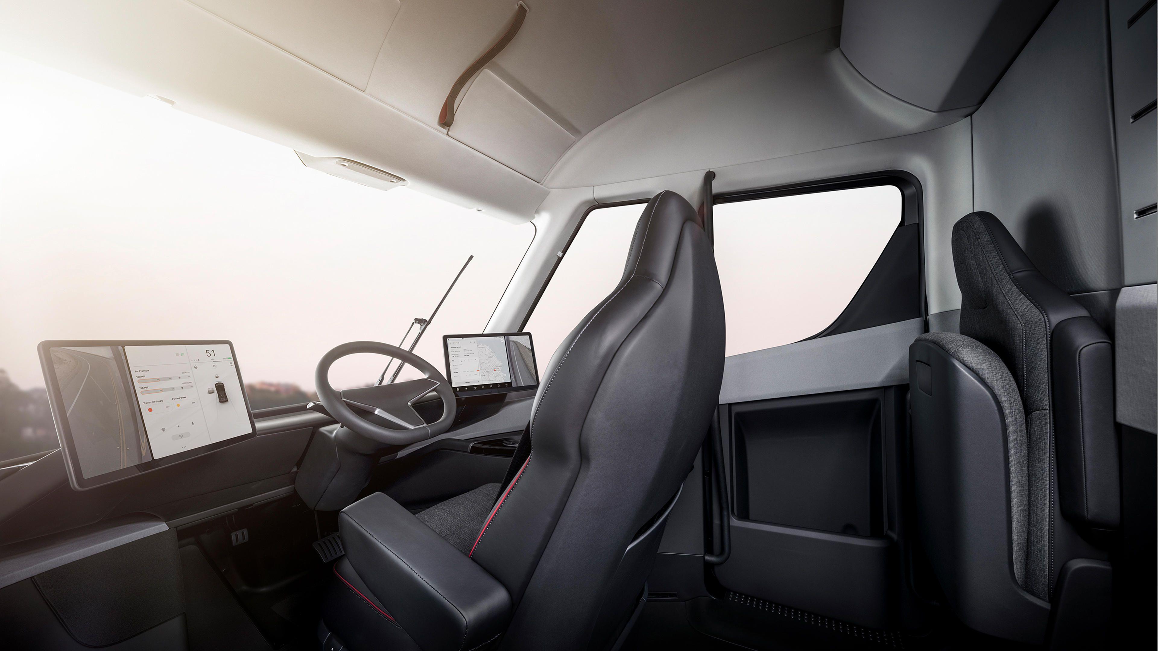 Tesla Semi truck stands to shake up trucking industry