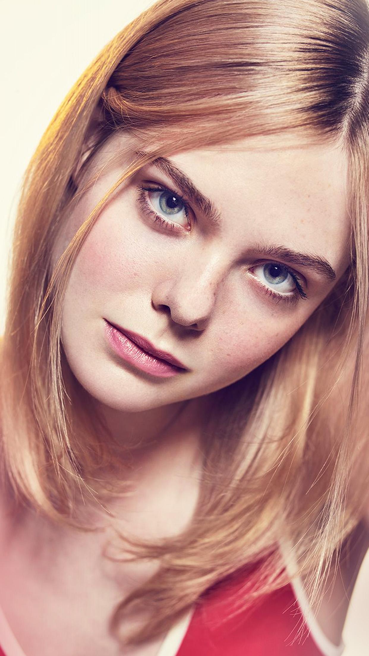 Elle Fanning iPhone Wallpapers - Wallpaper Cave