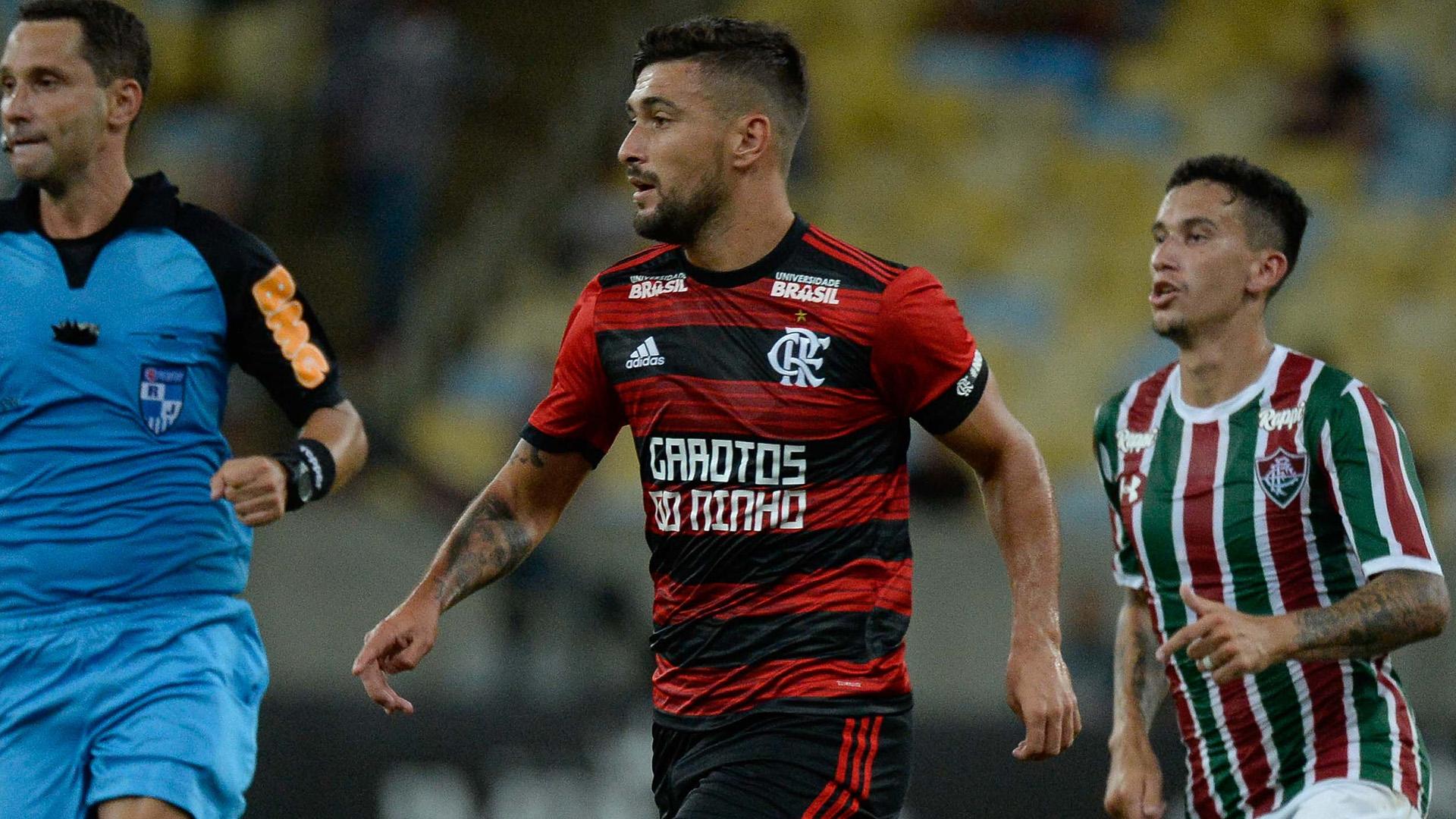 O dilema de Abel Braga: onde encaixar Arrascaeta no Flamengo