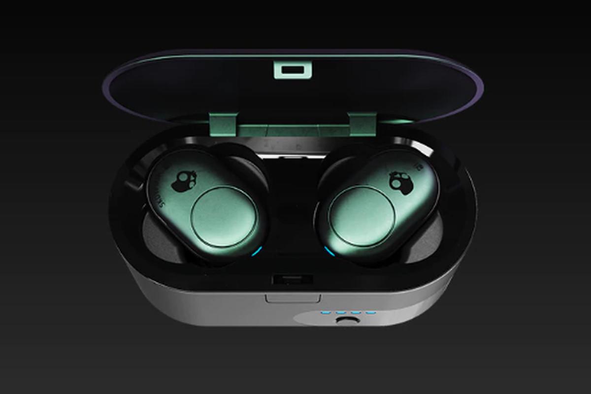 Skullcandy launches its first truly wireless earbuds