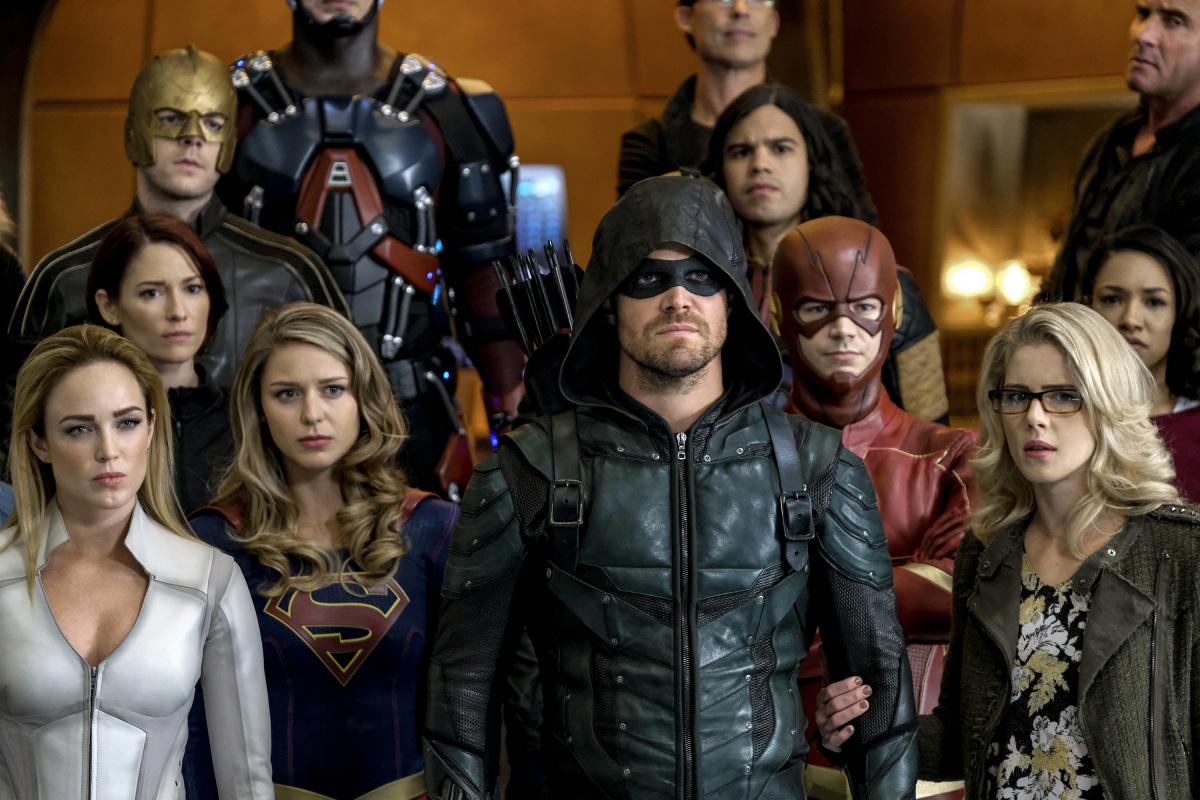 Crisis On Earth X Image Reveal The CW Superhero Crossover