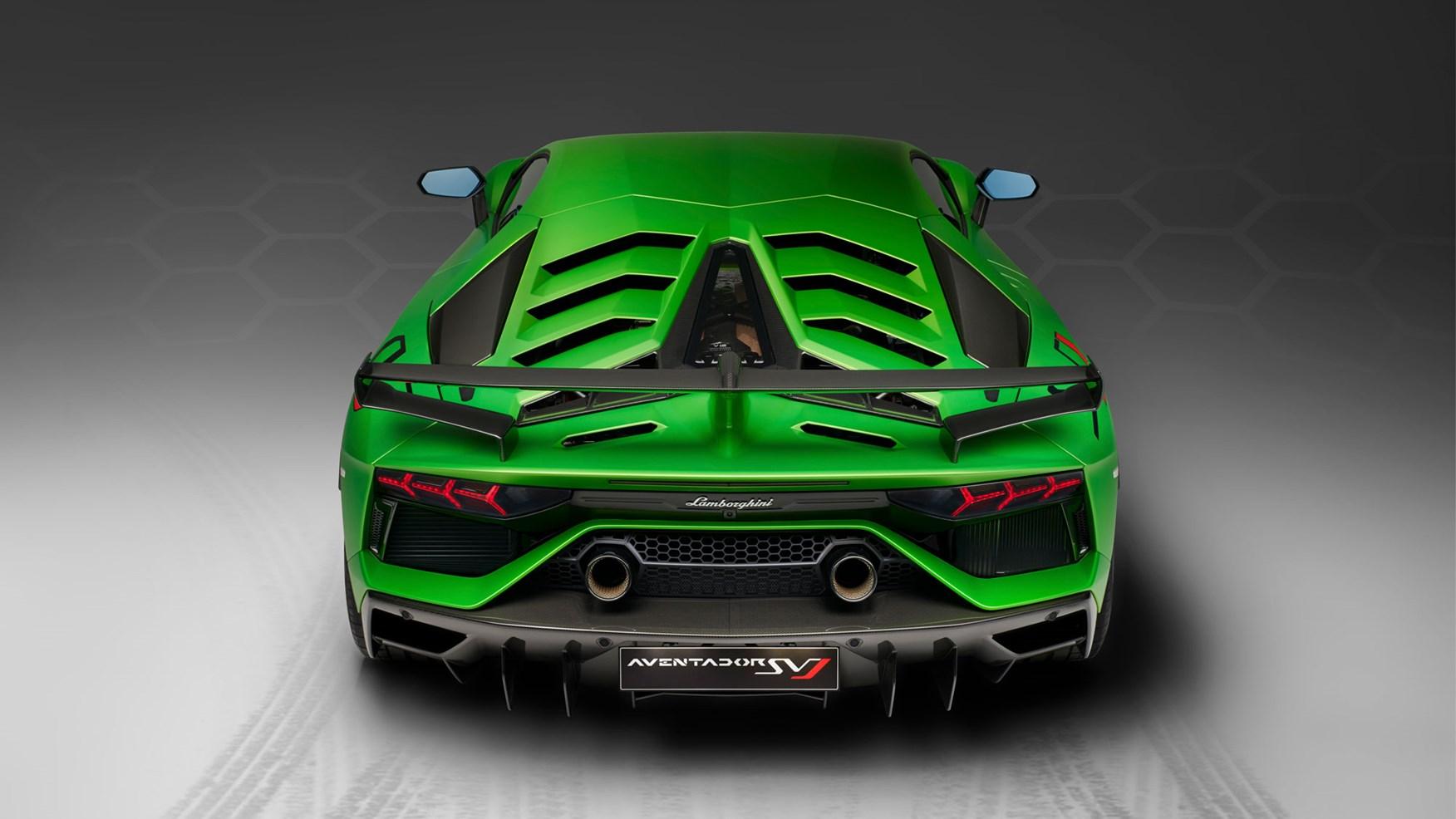 Outrageous 217mph Lamborghini Aventador SVJ Roadster chops