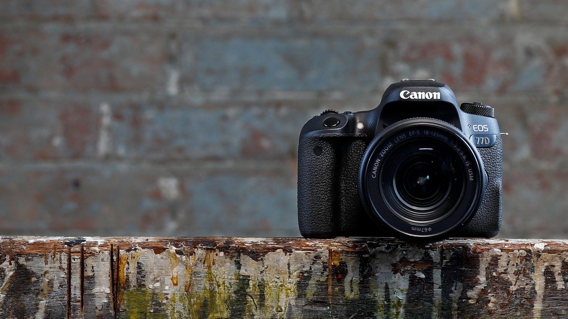Canon EOS 77D