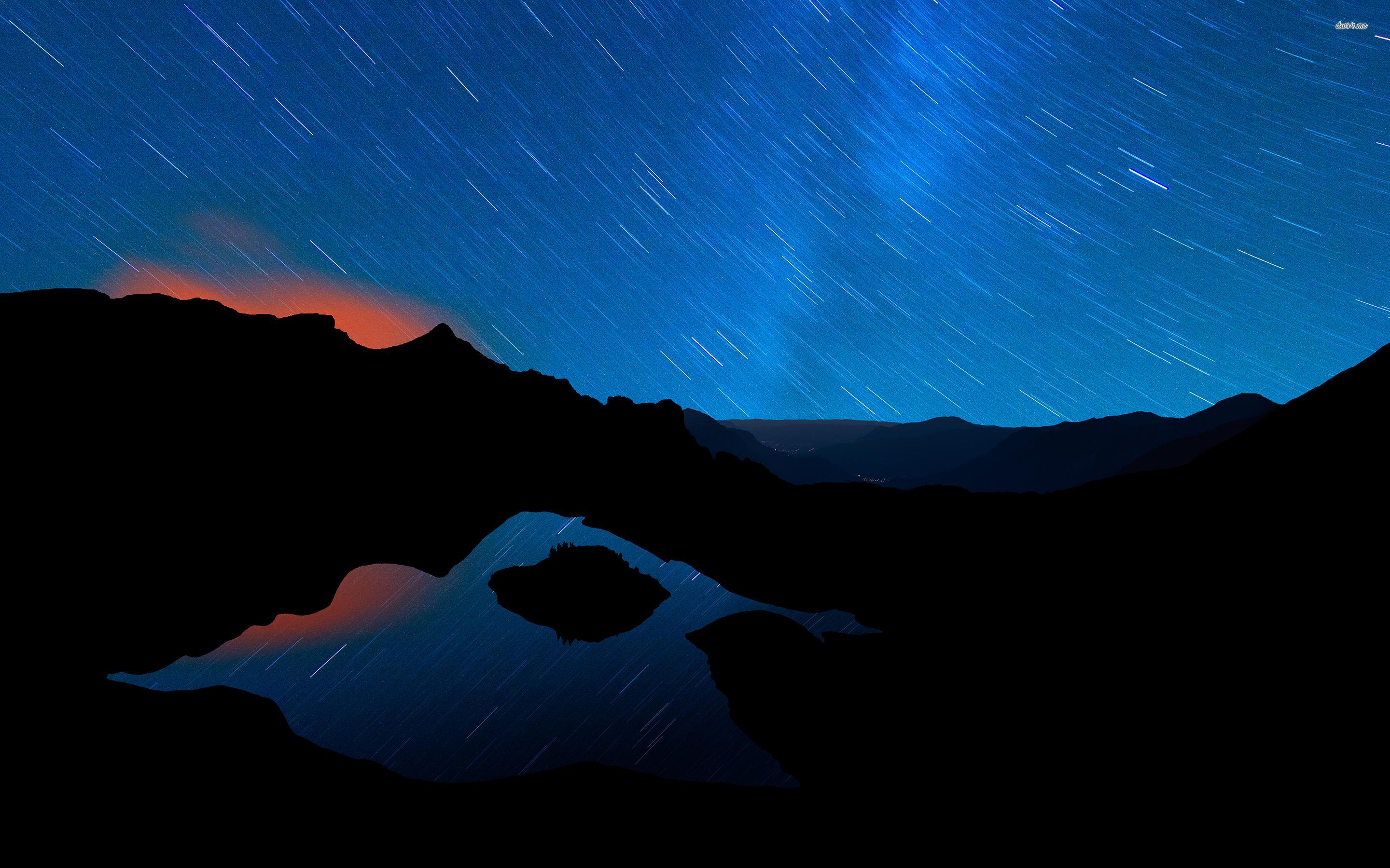 Amazing sky above the mountains wallpaper