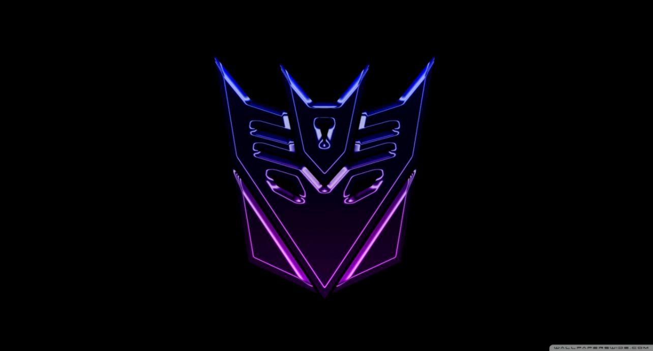 decepticon logo vs autobot logo