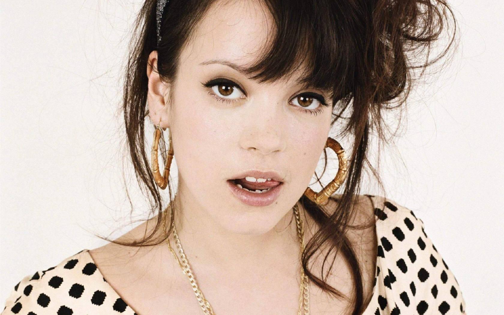 Lily Allen Desktop Wallpapers - Wallpaper Cave