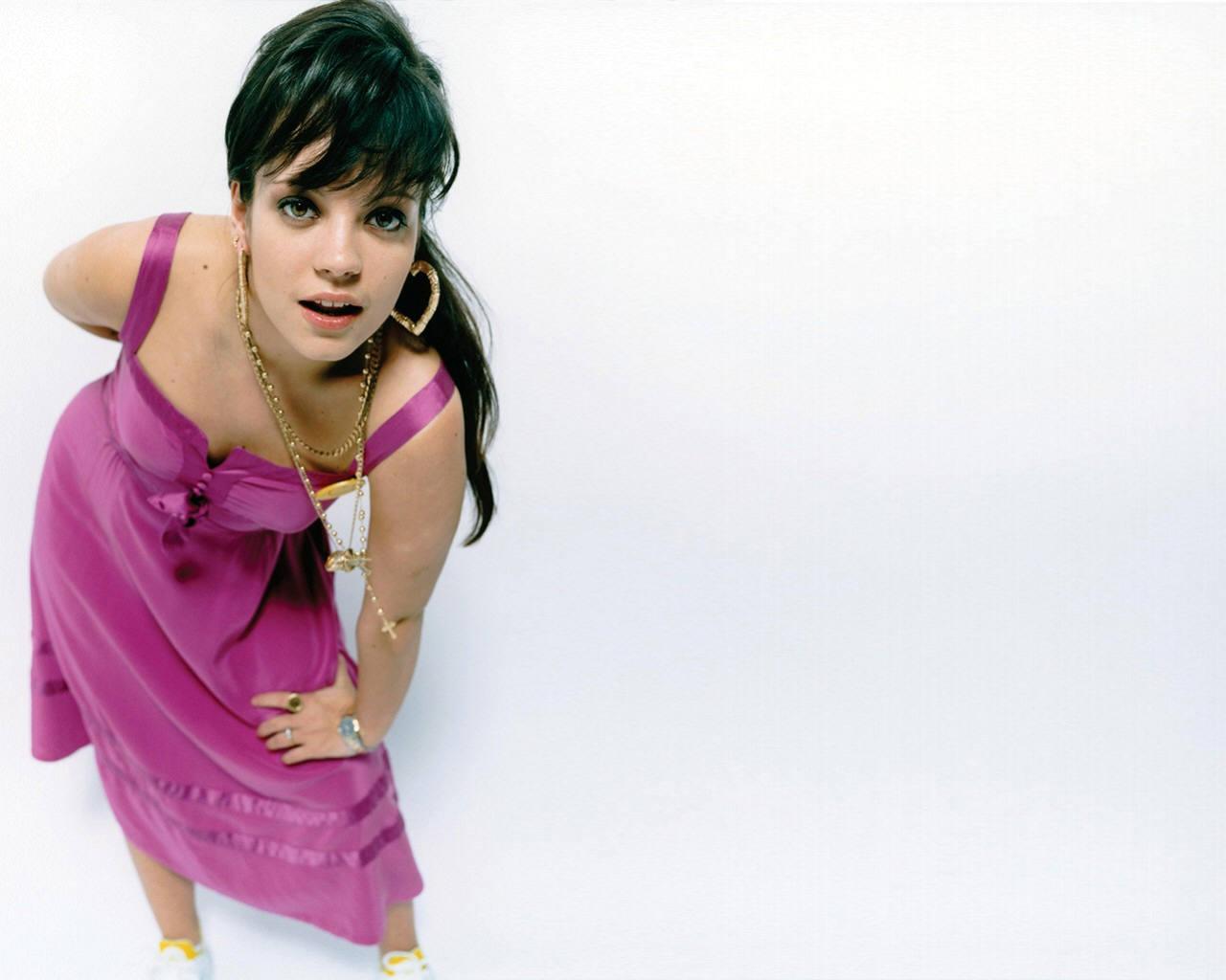 Lily Allen wallpaper