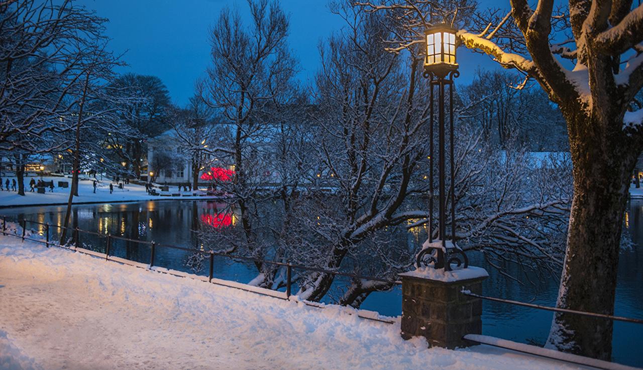 Wallpaper Norway Stavanger Winter Snow Pond Street lights Cities