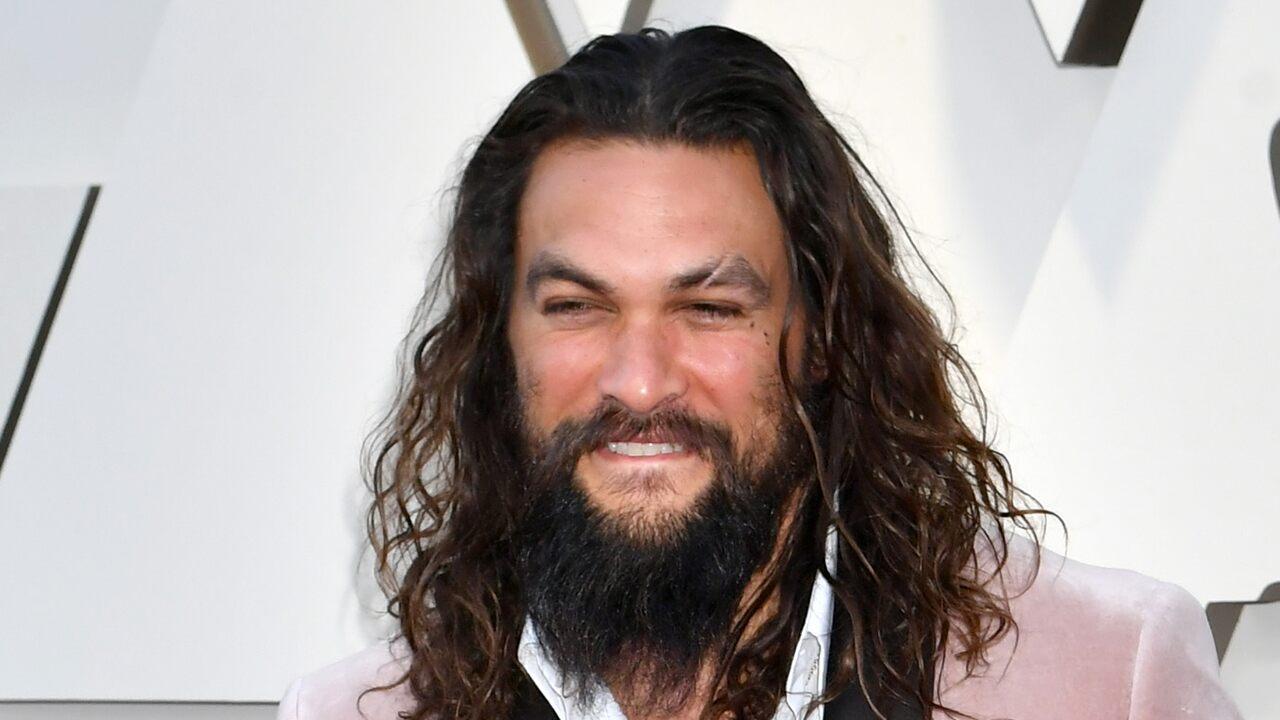 Jason Momoa Lets a Bear Eat an Oreo From His Mouth: 'The