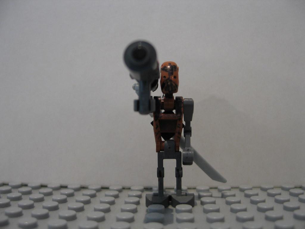 v2 commando droid