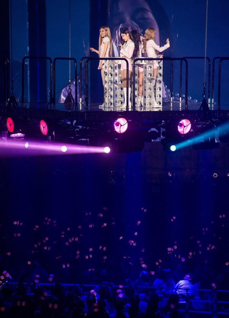 BLACKPINK captivates 000 fans in Seoul concert [PHOTOS]