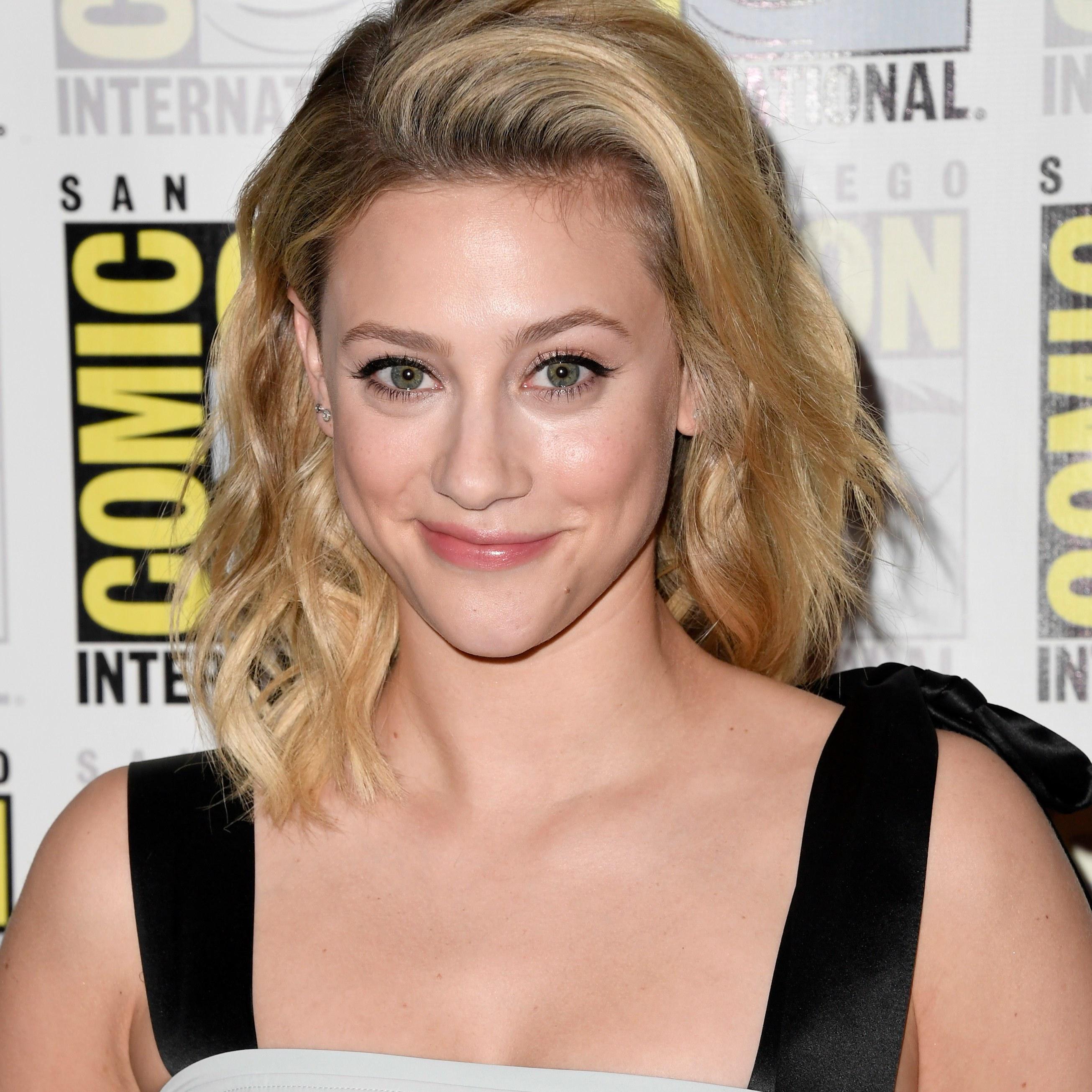 Blonde Lili Reinhart Wallpapers - Wallpaper Cave