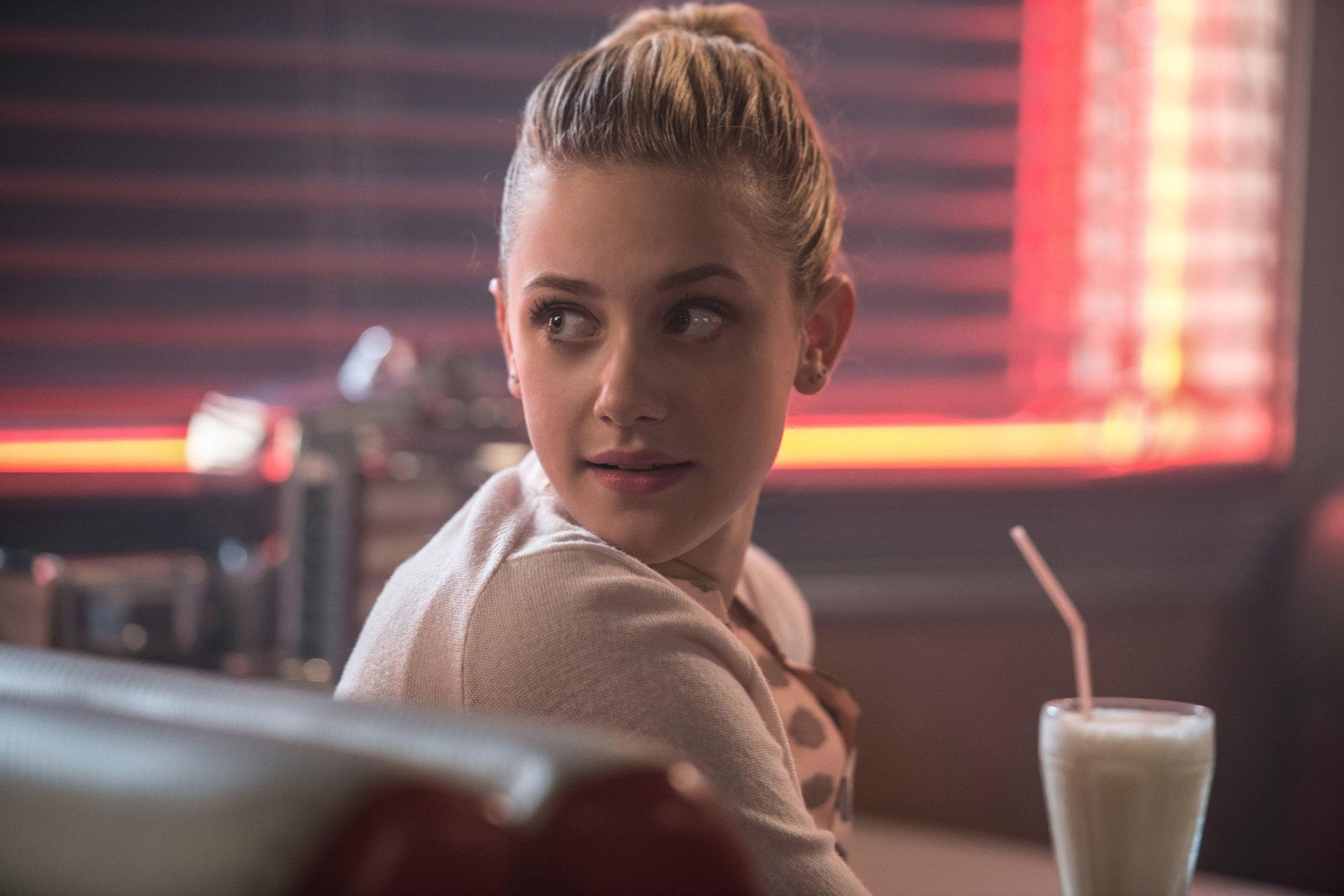 Riverdale Series Premiere: The Love Triangle Won't Last That