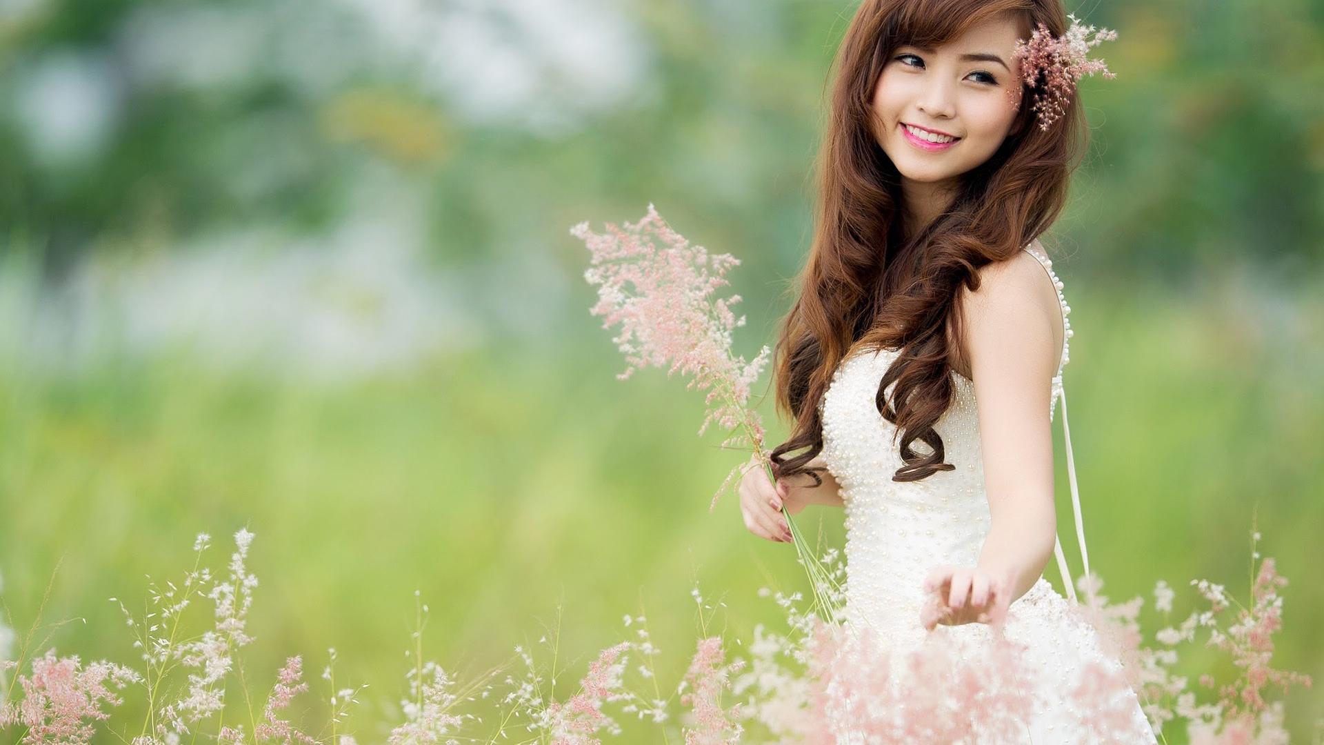 Cute Girls Wallpaper