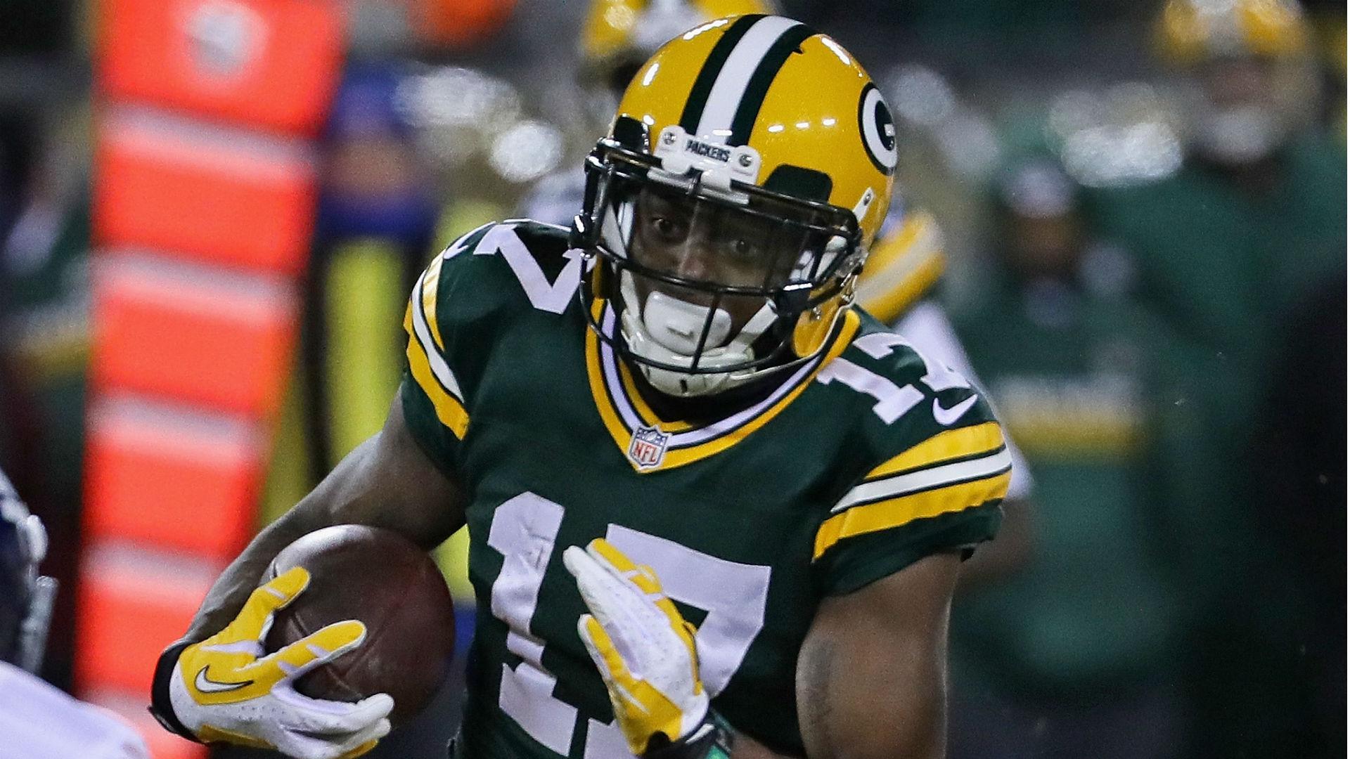 Packers WR Adams returning to practice, Cobb ruled out