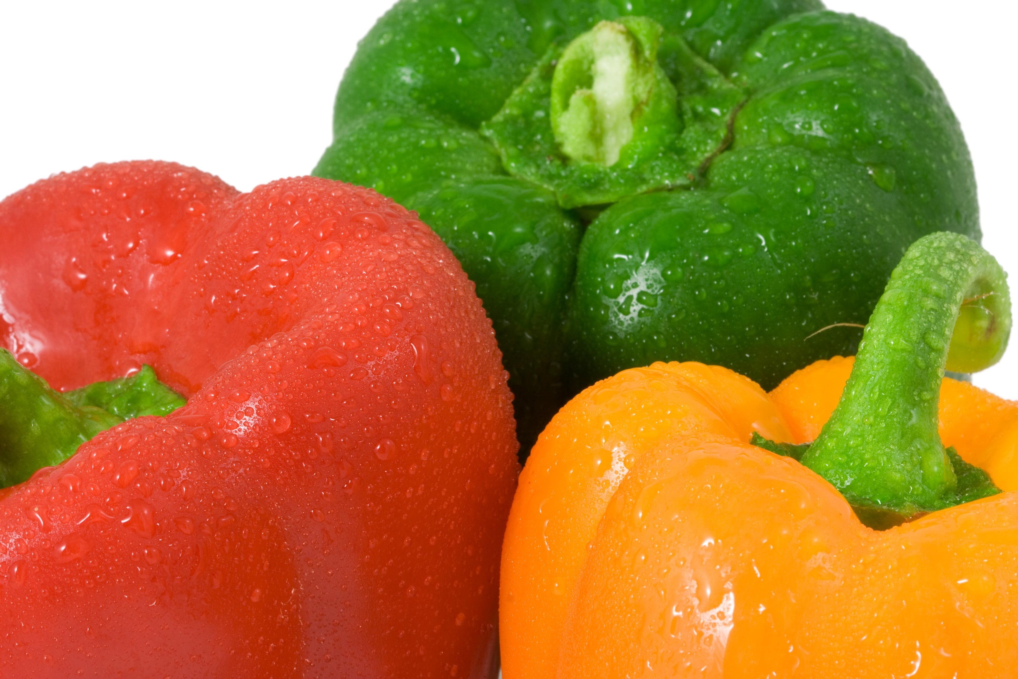 Three bell peppers HD wallpaper