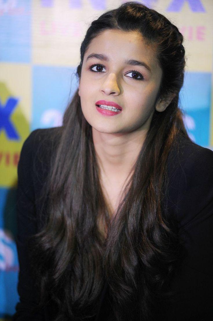 Alia Bhatt Pics, Mobile Compatible Alia Bhatt Wallpaper