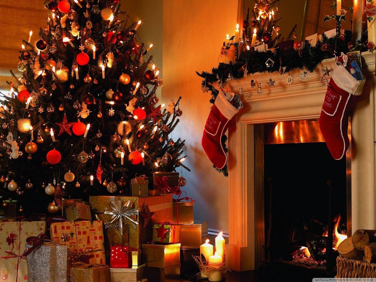 Beautiful Christmas tree Wallpaper. Christmas tree and fireplace, Christmas tree wallpaper, Traditional christmas tree