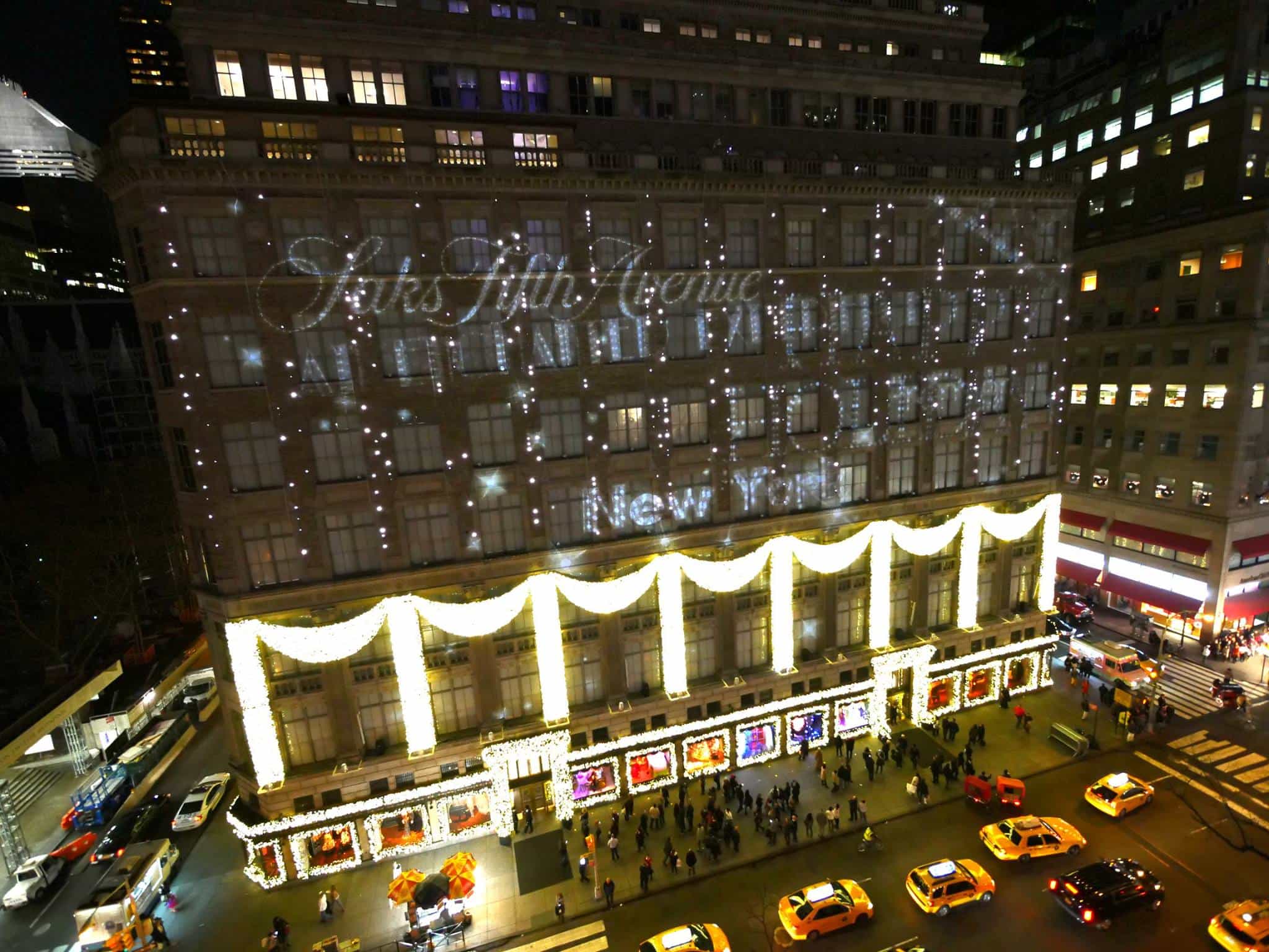 Saks 5th Avenue Holiday Projection Mapping Event. Pixel