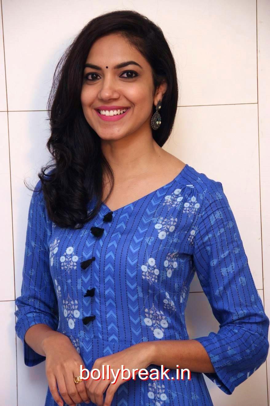 Ritu Varma Hot Pics from Pellichoopulu Movie Interview