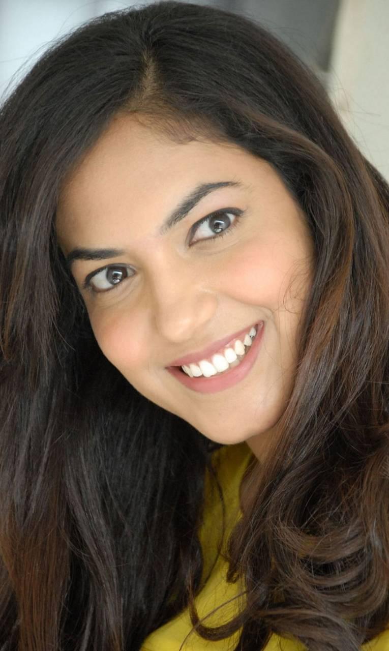 Ritu Varma Wallpaper